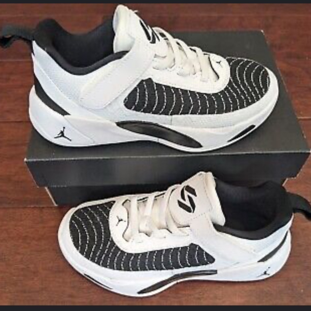 Nike Jordan Luca 1 Preschooler PS Basketball Shoes Size 11C White Black Volt